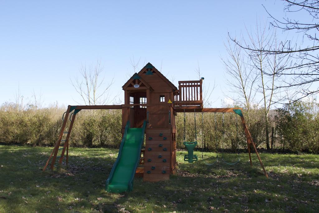 Chateau De La Folie Trie-Chateau Exterior photo